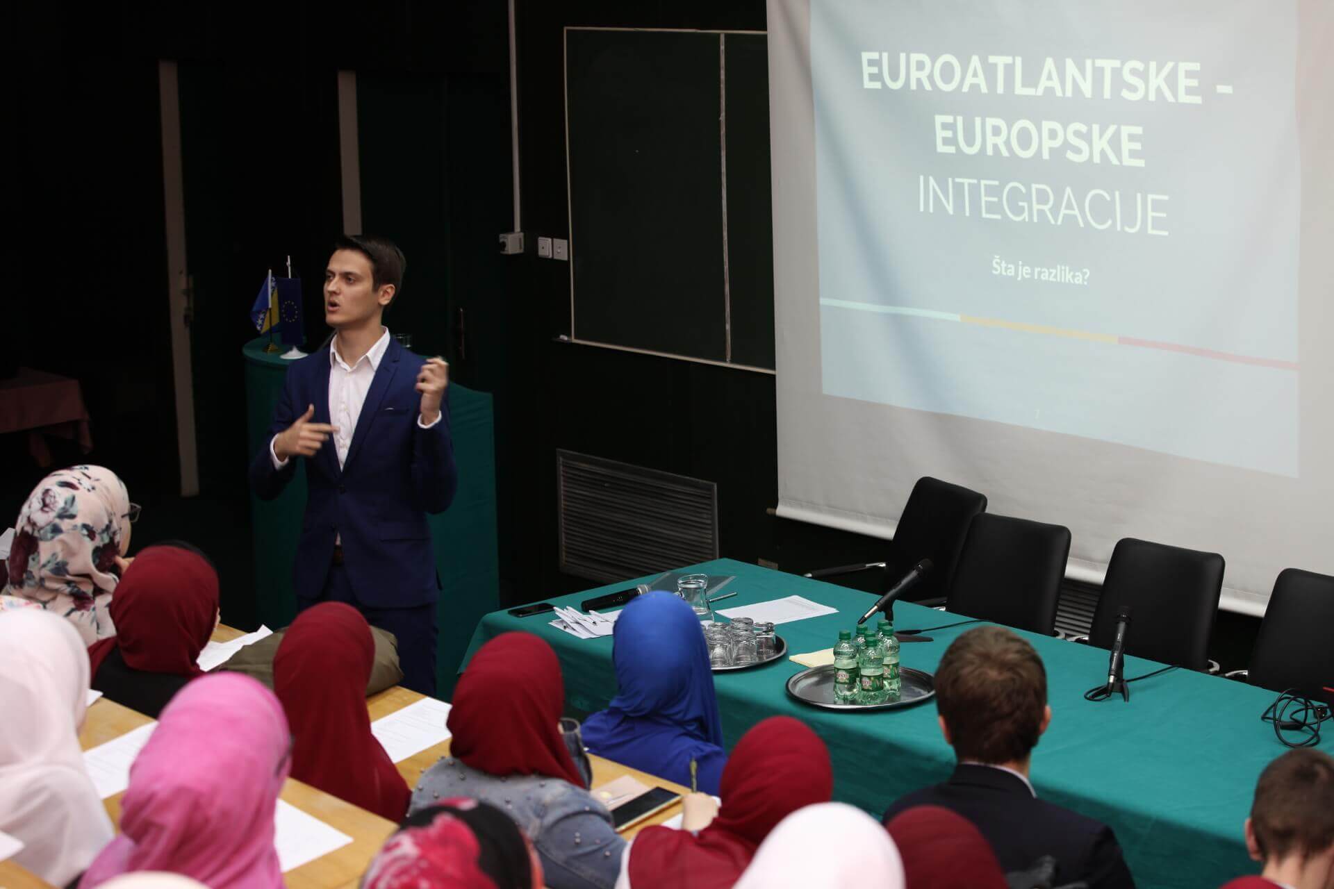 Muslimani s drugima u Evropi